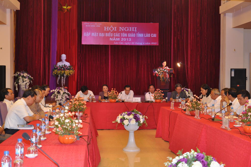 Lao Cai Galaxy Hotel エクステリア 写真