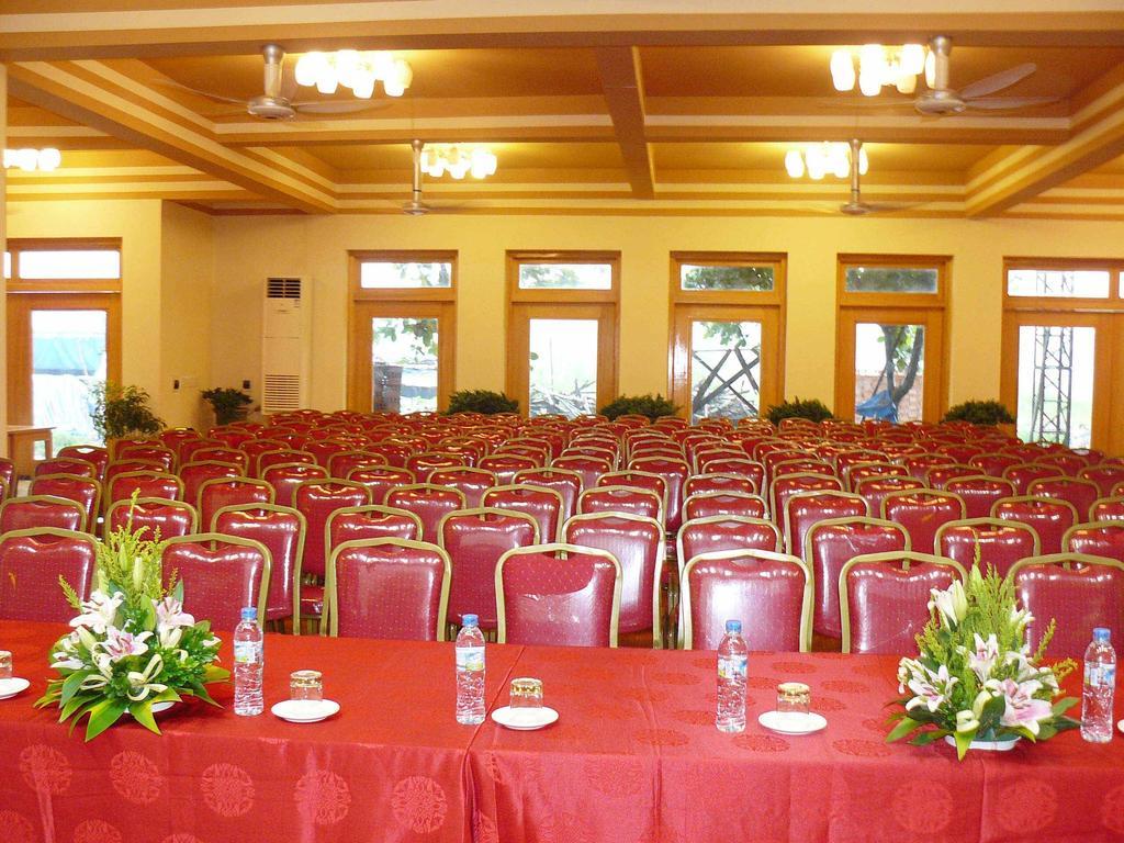 Lao Cai Galaxy Hotel エクステリア 写真